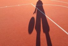 menggiring bola basket (dribbling)